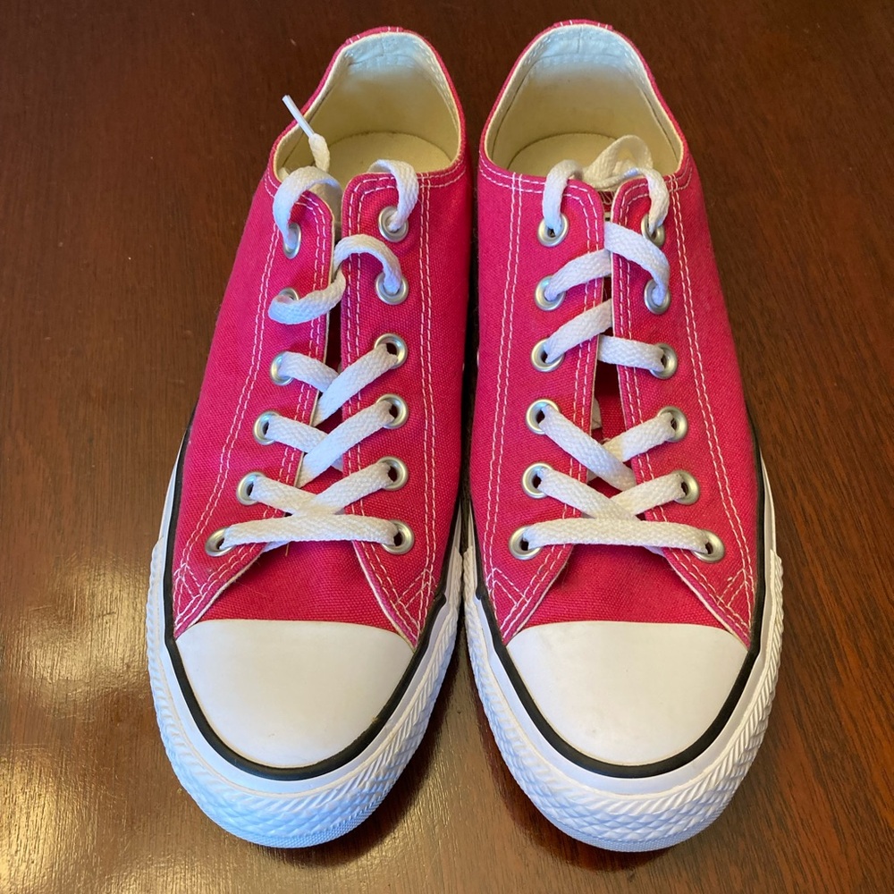 Converse All Star Cerise Pink Sneakers size women 9
Men 7in excellent condition - Picture 3 of 8